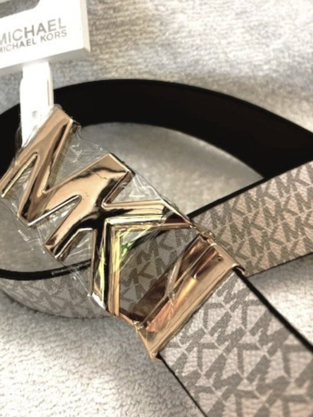 Michael Kors reversable vanilla logo and medium brown belt NWT Size S